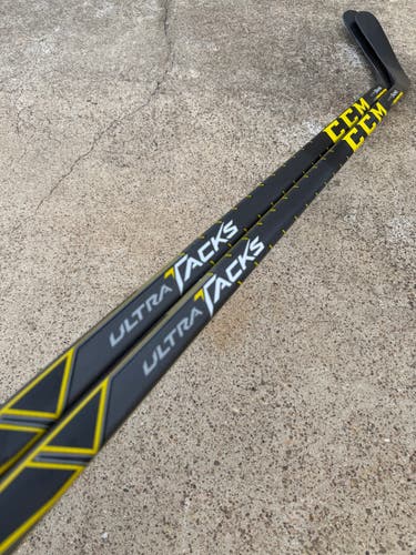 2 pack CCM Ultra Tacks Pro Stock Hockey Stick 85 Flex Left P91 Curve 7250
