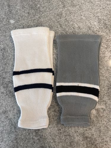 Youth Small Knit Socks (New)