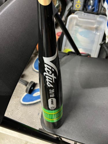 Victus USSSA Certified Bat (-10) 19 oz 29" (Used)