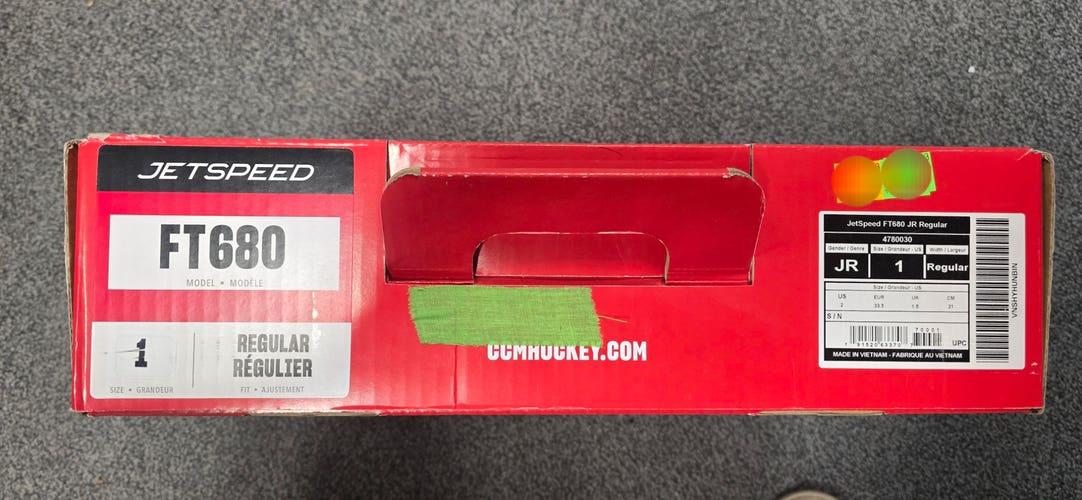 CCM JetSpeed FT 680 Hockey Skates Junior Regular Width Size 1 (New)