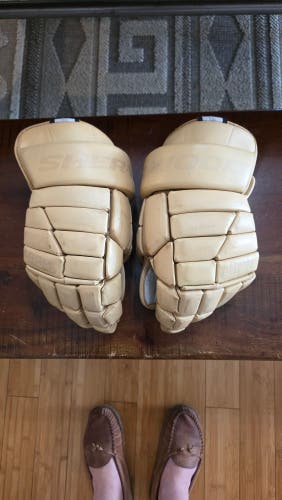 Sherwood BPM 120 Limited Edition Gloves – 14” Senior – #018/250 – Full Leather