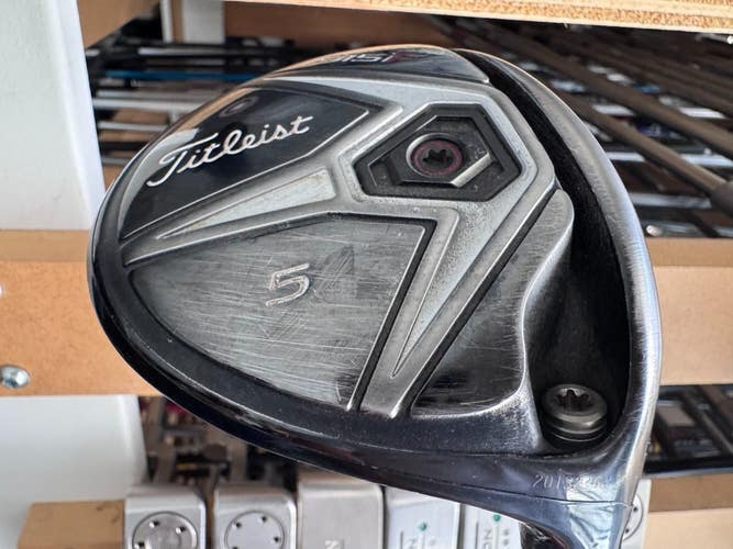 Titleist 915f 18 (5) Fairway Wood with Diamana Red 60 Stiff Flex 2504