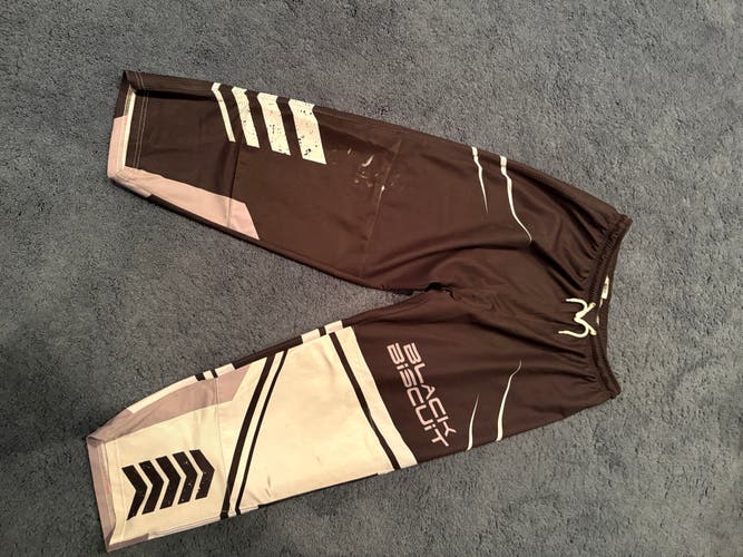 Large Inline Pants (Used)