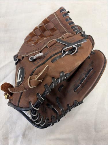 RHT Size 10.5 Inch Louisville TPS Baseball Glove.