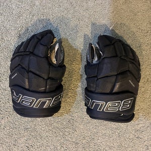 Bauer Supreme Ultrasonic Gloves 12" (Used)