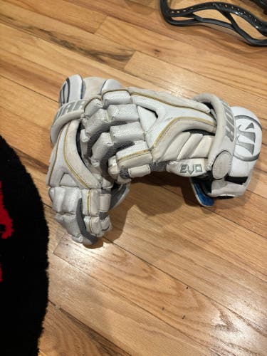 Warrior Evo Lacrosse Gloves (Used)