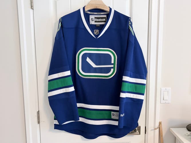 Authentic Reebok Vancouver Canucks Stick In Rink Blue Jersey Size XL Extra Large