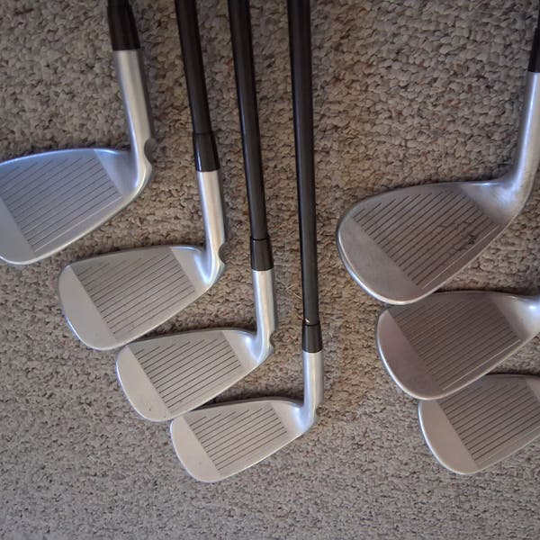 Ping G700 Iron Set (7 Clubs) #5 - #9, PW, SW. Senior flex graphite