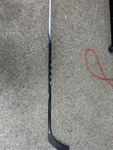 Senior Bauer Nexus Tracer Right Handed Hockey Stick P92 70 Flex (New)