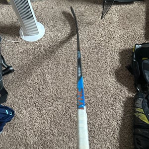 Intermediate Bauer Nexus Sync Right Handed Hockey Stick 65 Flex (Used)