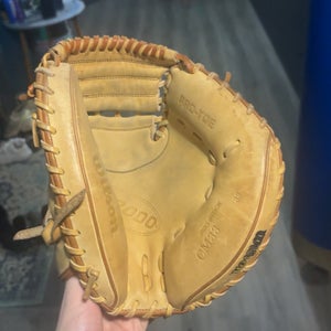 Wilson A2000 CM33 RH Catcher's Baseball Glove 33" (Used)