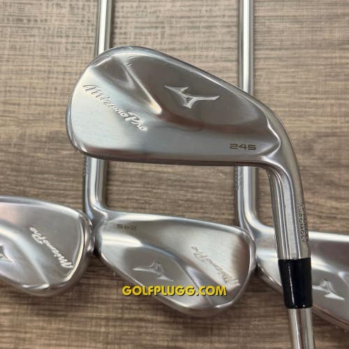 2024 Mizuno Pro 245 Iron Set 4-PW / Dynamic Gold Mid Steel, Stiff (166)