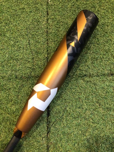 2022 DeMarini Zoa Composite Bat USSSA Certified (-10) Composite 21 oz 31" (Used)