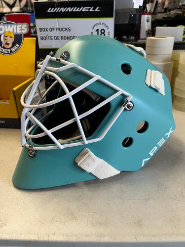 Senior Large 2025 Coveted Mask Omega Goalie Mask (New)