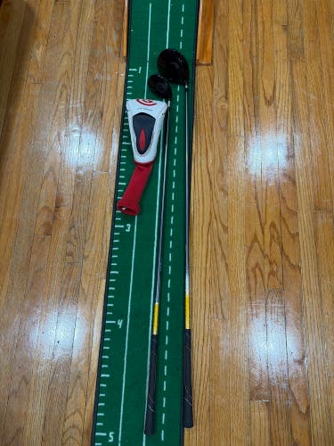 Men's Cleveland Launcher Right Handed Driver Stiff Flex 10.5 Loft (Used)