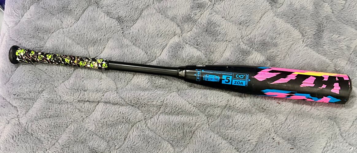 2022 DeMarini Zoa Glitch Composite USSSA Certified Bat (-5) 26 oz 31" (Used)