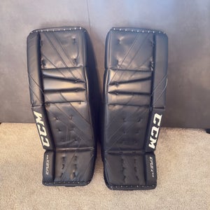 30 in + 1 2021 CCM Extreme Flex 5.9 Goalie Leg Pads (Used)
