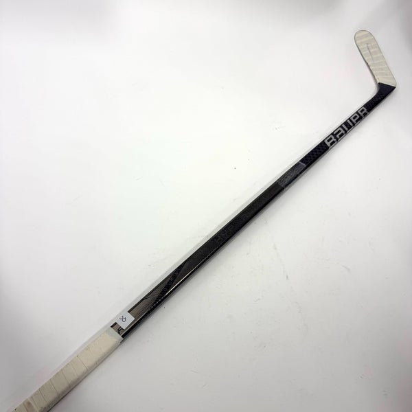 Repaired Left Handed Black Bauer Hyperlite 2 - 87 Flex P92 Curve - #QQ441