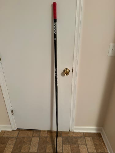 Like New. Senior Warrior Covert QR6T Right Handed Hockey Stick W01 75 Flex (Used)