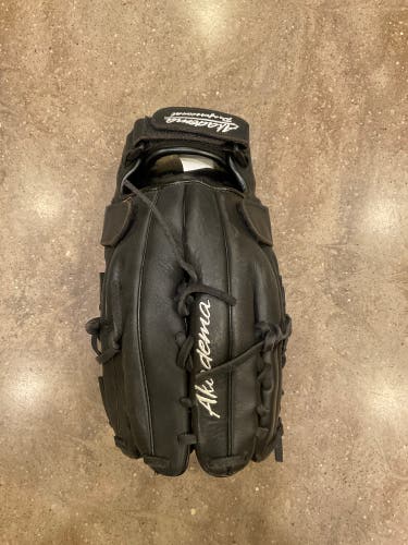 Akadema Ambidextrous Baseball Glove 12" (Used)