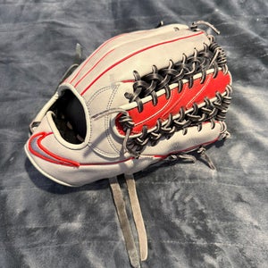 Nike Baseball Glove