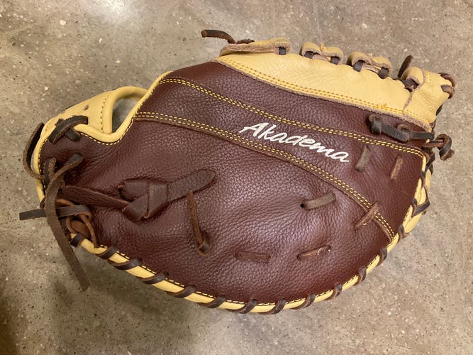 Akadema AHC94 LH First Base Baseball Glove 11.5" (Used)