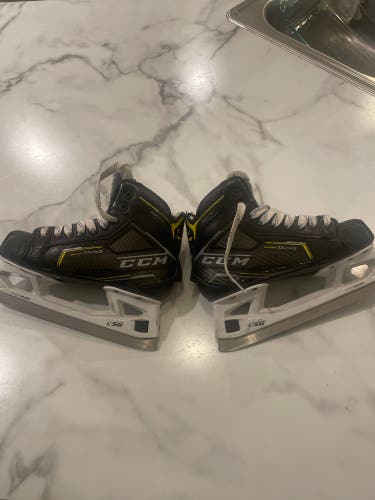 2020 CCM Super Tacks 9370 Hockey Goalie Skates Size 4