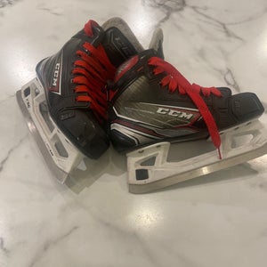 2019 CCM JetSpeed FT460 Hockey Goalie