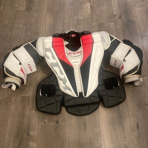 Small CCM EFlex 5.9 Goalie Chest Protector