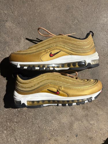 Gold Women's Size M 8.0 (W 9.0) Adult Nike Air Max 97 Shoes (Used)