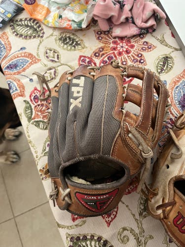 Louisville Slugger Pro Flare horween Baseball Glove 11.5