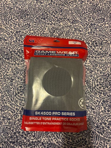 Gray Intermediate Medium Knit Socks (New)