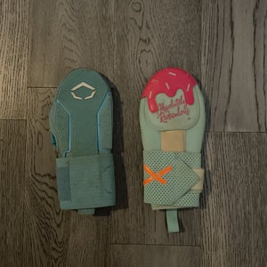 Sliding Mitts CHECK DESCRIPTION (Used Aria and Evoshield)