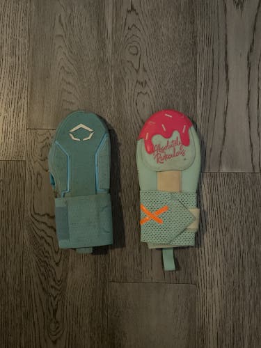 Sliding Mitts CHECK DESCRIPTION (Used Aria and Evoshield)