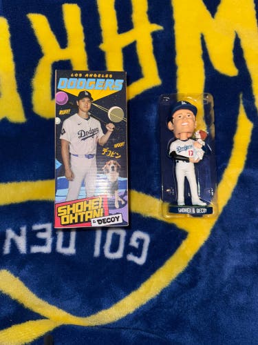 Shohei Ohtani and Decoy bobblehead