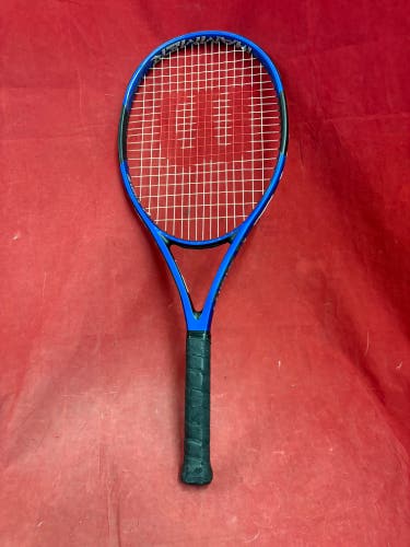 Tennis Racquet: Wilson Hammer H Wave tennis racket. Grip: 43/8, head: 110”