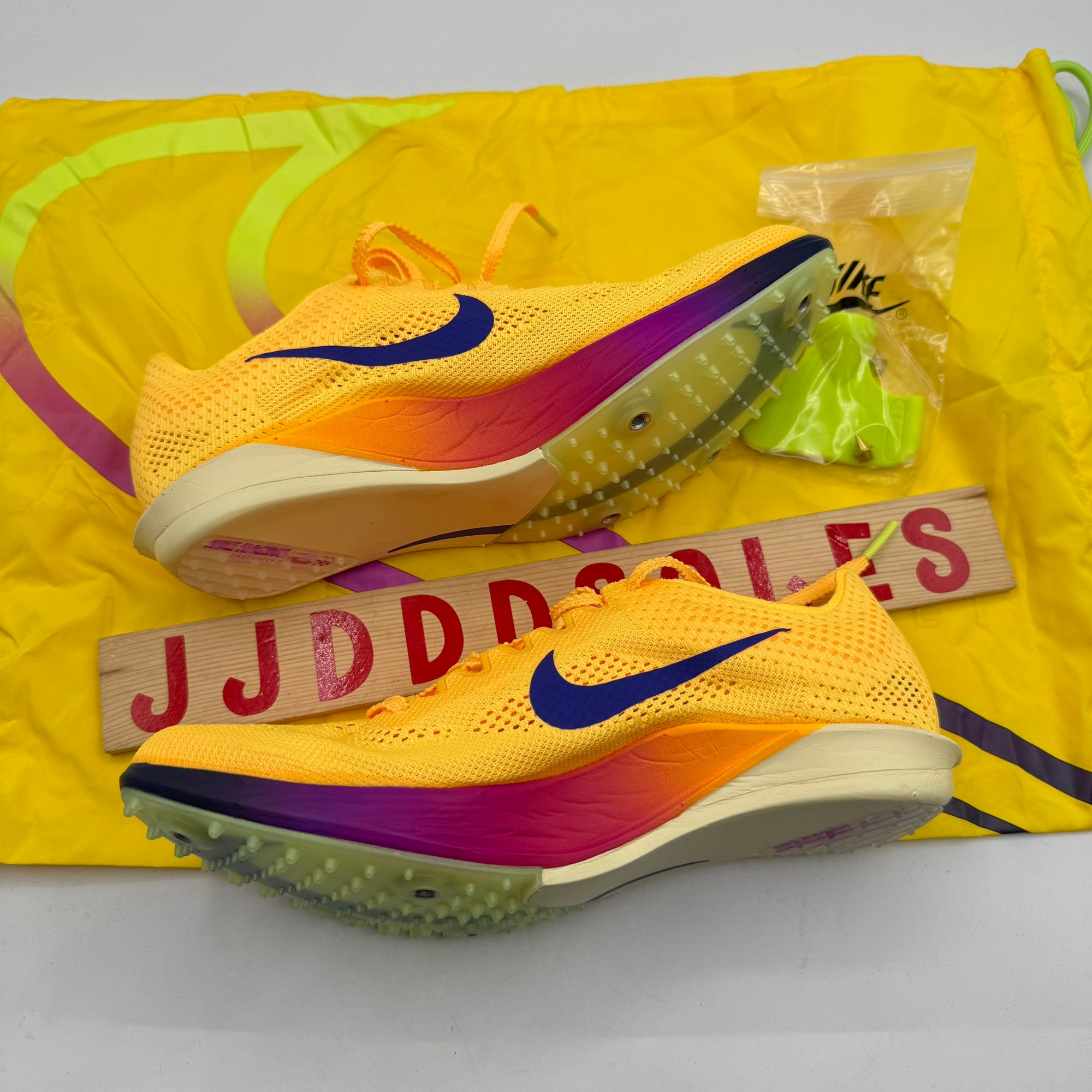 Nike ZoomX Dragonfly 2 Track Spikes Citron Pulse FD8413-800  display picture 3