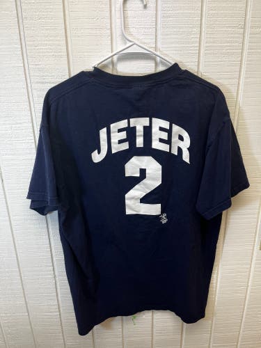 Derek Jeter New York Yankees Jersey T-Shirt Men’s Large #2 MLB Sportswear