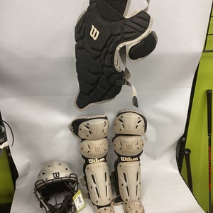 Used Wilson CATCHERS SET Catchers Helmet w/Mask None One Size 11851-S000044109
