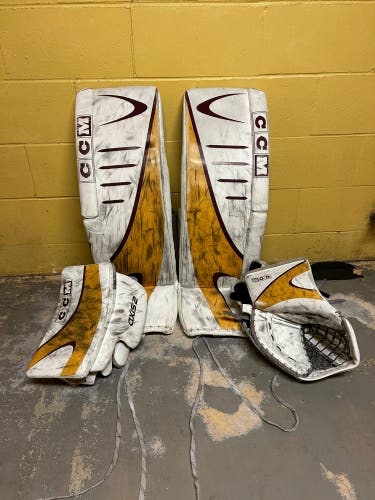 35" CCM Axis 2 Regular Goalie Full Set Pro Stock (Used)