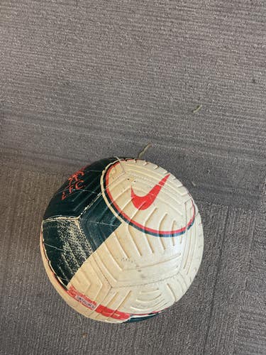 Used Nike LFC All Size Soccer Ball White 5 11614-S000232546