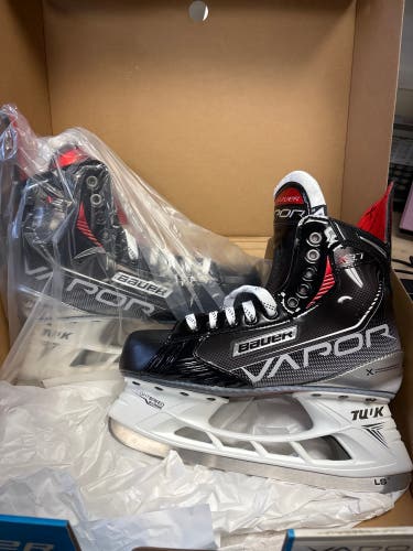 2021 Bauer Vapor X3.7 Hockey Skates Regular Width 7.5 (New)