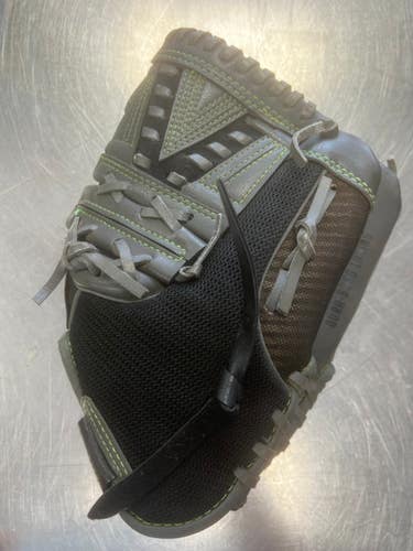 Used Franklin FASTPITCH PRO BB/SB Glove RH Throw Black 11" 11497-S000156169