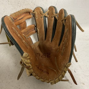 Used Easton AB2 D32AB Baseball Glove RH Throw Tan 11 1/2" 11855-S000200407