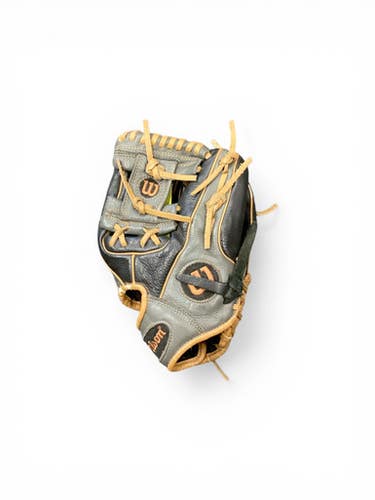 Used Wilson A550 BB/SB Glove RH Throw Brown 11" 11846-S000101606