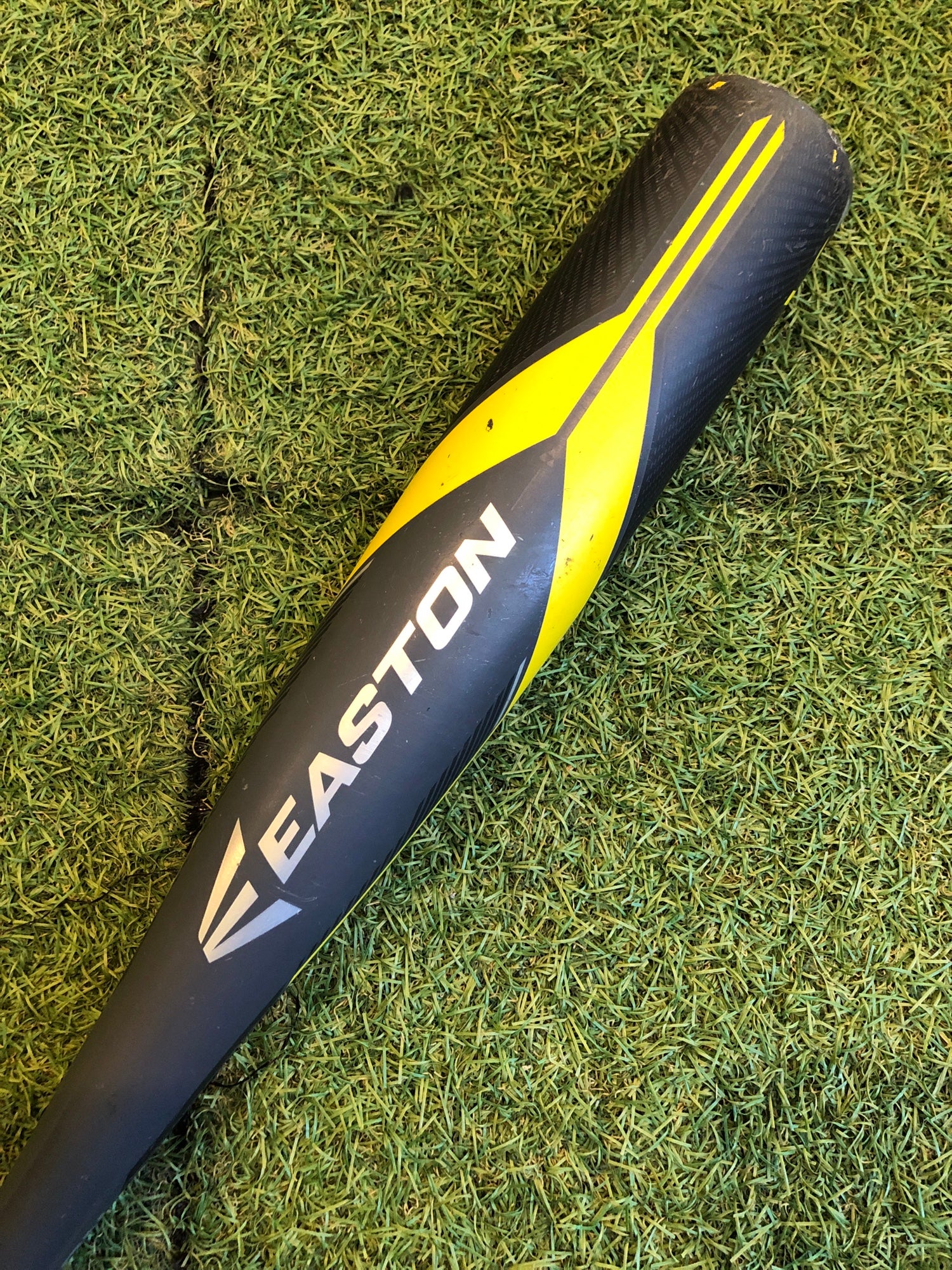 Batte Bois 31 Pouces Occasion Batte De Baseball Easton Ghost X En Bois - Taille 31 Pouces, Couleur Noir/or, Excellent état D'usage Darkstone Ps1