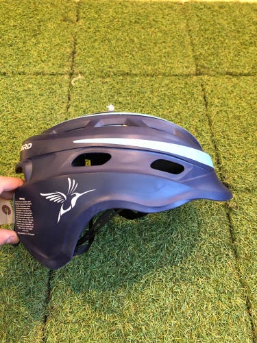Hummingbird Women's Lacrosse Helmet (Used)