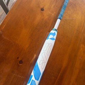 DeMarini CF Composite Bat (-11) 28" (Used)