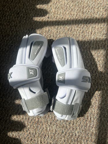 Large Adult STX Stallion 1k Arm Pads (New)