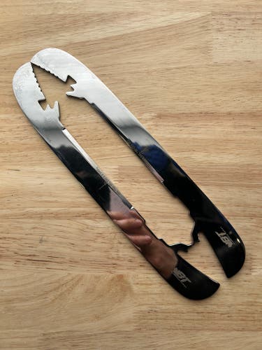 238mm Blade Tech Runners (Fit Bauer PowerFly Holder) Bauer FlyTi Equivalent (New) PWHL Pro Stock